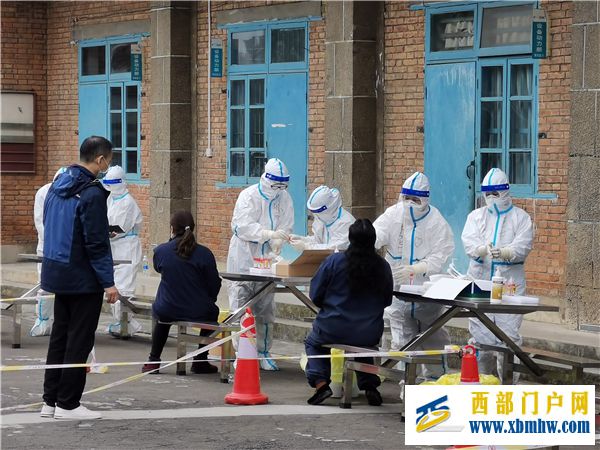 毛海霞:94后让青春之花在抗疫一线奔放,3次抗疫无怨无悔(图4) mmexport1653838739261.jpg