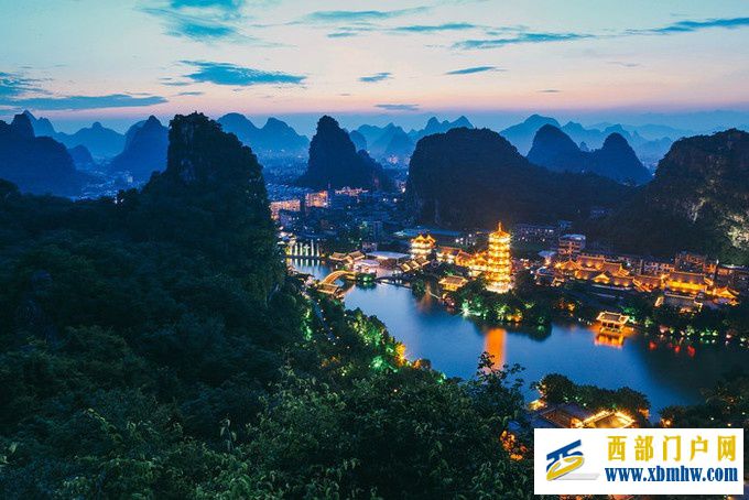 桂林旅游必去景点推荐+旅游攻略省钱指南(图11) 桂林旅游必去景点推荐+旅游攻略省钱指南(图11)