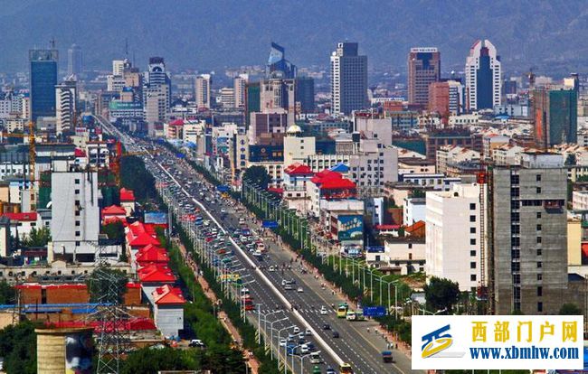 内蒙古自治区建立以后,为何首府城市,必须选择呼和...(图12) 内蒙古自治区建立以后,为何首府城市,必须选择呼和...(图12)