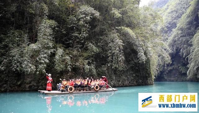 重庆彭水:旅游助脱贫(图2) 重庆彭水:旅游助脱贫(图2)