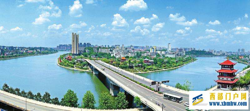 内江打出优化准入准营“组合拳”持续优化营商环境(图1) 内江打出优化准入准营“组合拳”持续优化营商环境(图1)