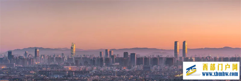 在昆明,“零商业”设计的豪宅怎么玩?(图1) 在昆明,“零商业”设计的豪宅怎么玩?(图1)