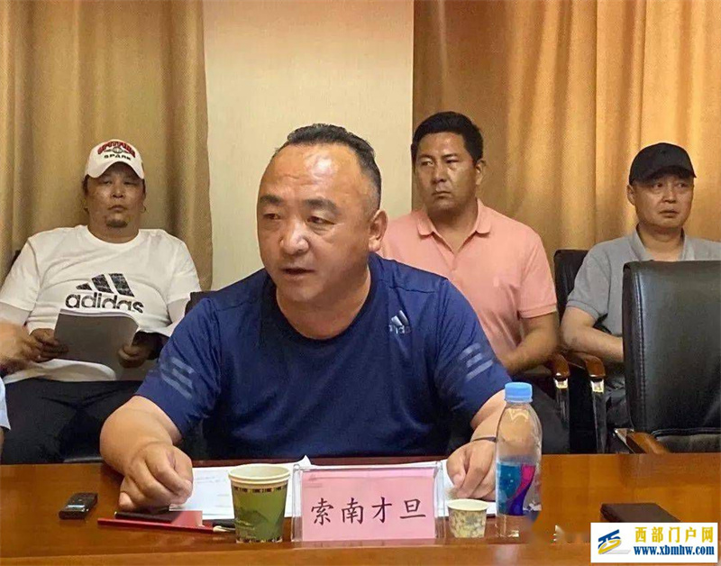 文化果洛丨原创现实题材红色舞剧《果洛•1952》剧本专家论证会在西宁举行(图1) 文化果洛丨原创现实题材红色舞剧《果洛•1952》剧本专家论证会在西宁举行(图1)