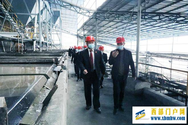 奏响司法为民的“河池法院”强音(图1) 奏响司法为民的“河池法院”强音(图1)