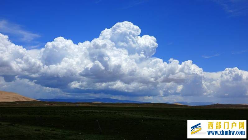 航拍青海碧波荡漾青海湖(图4) 航拍青海碧波荡漾青海湖(图4)
