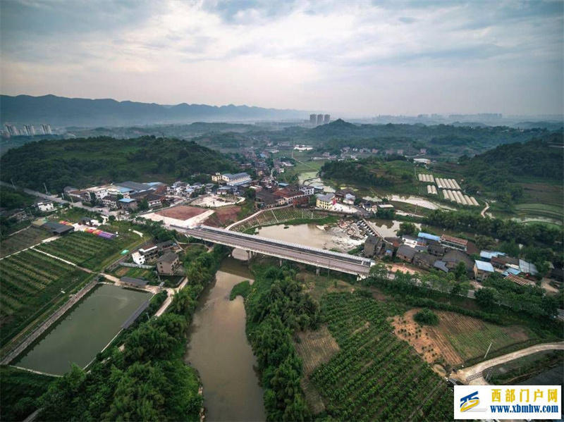 俯瞰重庆沙坪坝踏上“最文气”的旅程(图1) 俯瞰重庆沙坪坝踏上“最文气”的旅程(图1)