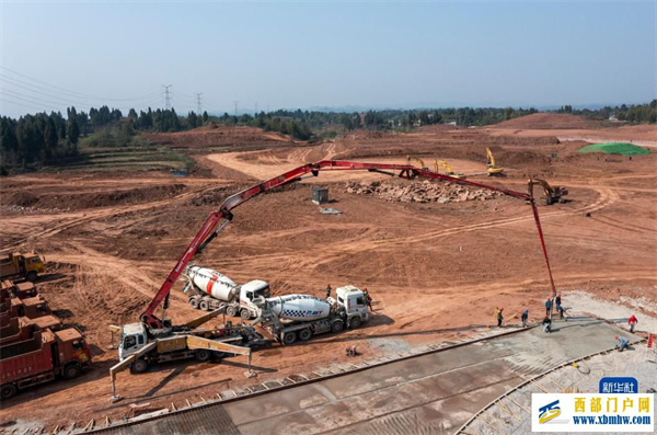 特高压首次落点重庆 助力成渝地区双城经济圈“加速跑”(图3) 特高压首次落点重庆 助力成渝地区双城经济圈“加速跑”(图3)