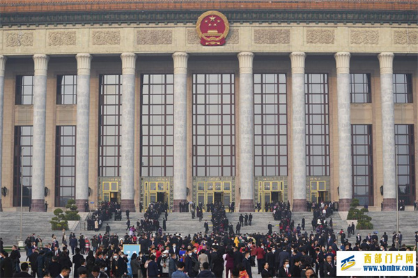 镜观·两会丨盛会开幕(图5) 镜观·两会丨盛会开幕(图5)