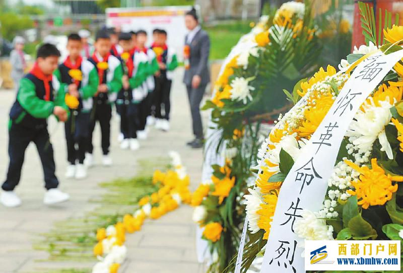 清明祭祀、踏青 有新气象也有新风尚(图1) 清明祭祀、踏青 有新气象也有新风尚(图1)