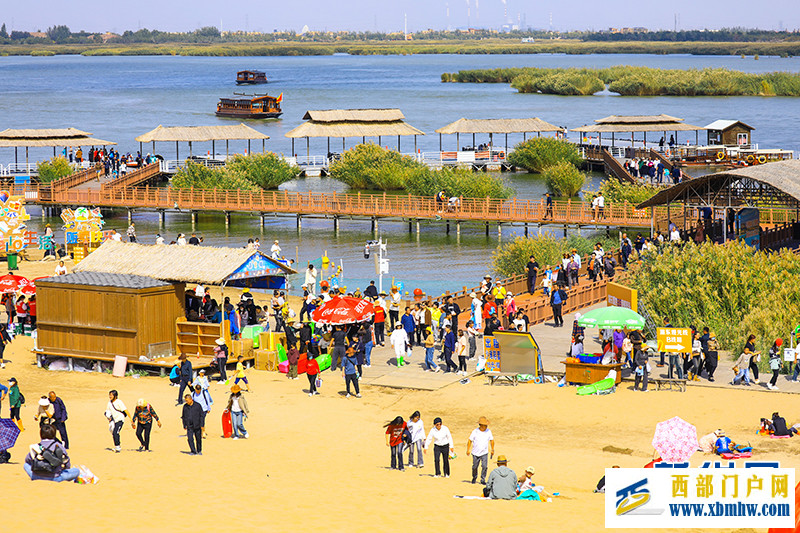 宁夏平罗县旅游景区“双节”假期人气足活力旺(图1) 宁夏平罗县旅游景区“双节”假期人气足活力旺(图1)