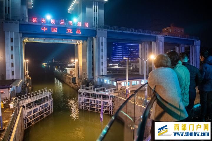 长江六日(图13) 长江六日(图13)