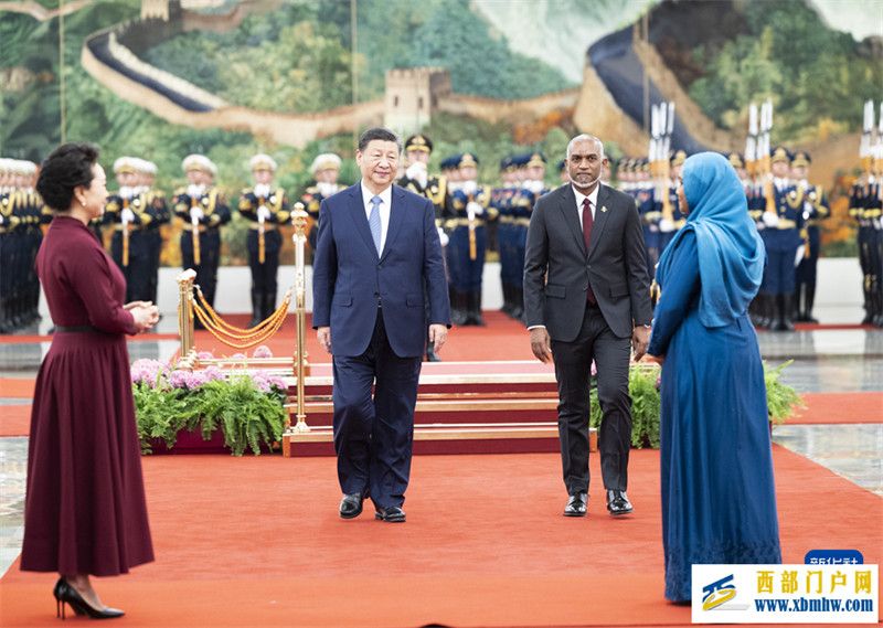 习近平同马尔代夫总统穆伊兹会谈(图8) 习近平同马尔代夫总统穆伊兹会谈(图8)