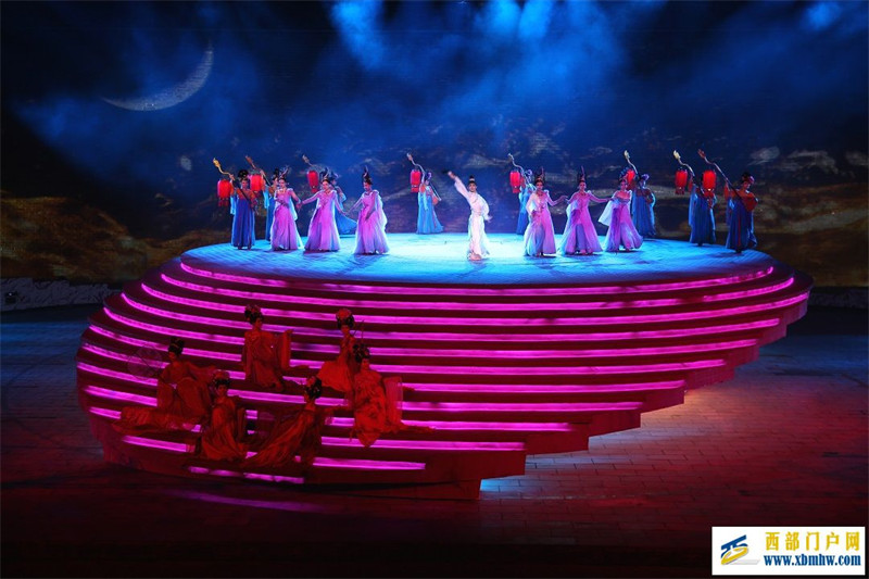 再现“山河诗长安” 西安城墙《梦长安——大唐迎宾盛礼》震撼复演(图15) 再现“山河诗长安” 西安城墙《梦长安——大唐迎宾盛礼》震撼复演(图15)