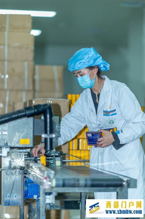 普仓决:见证藏药现代化发展(图2) 普仓决:见证藏药现代化发展(图2)