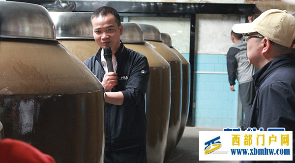 安顺经开区举行金刺梨产业文化季暨避暑旅游启动仪式(图4) 安顺经开区举行金刺梨产业文化季暨避暑旅游启动仪式(图4)