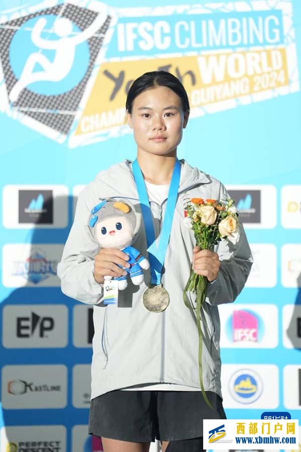 攀岩世青赛中国队包揽U18速度赛男、女金牌(图3) 攀岩世青赛中国队包揽U18速度赛男、女金牌(图3)
