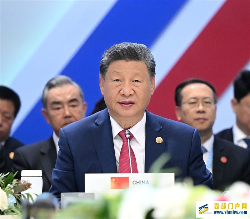 习近平出席金砖国家领导人第十六次会晤并发表重要讲话(图1) 习近平出席金砖国家领导人第十六次会晤并发表重要讲话(图1)