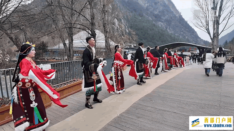 赏冰雪 享暖阳——在童话九寨“解锁”四川冬季旅游新玩法(图3)