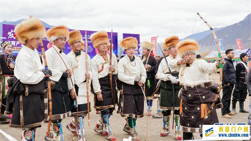 西藏第九届林芝响箭比赛在米林举行(图2) 西藏第九届林芝响箭比赛在米林举行(图2)