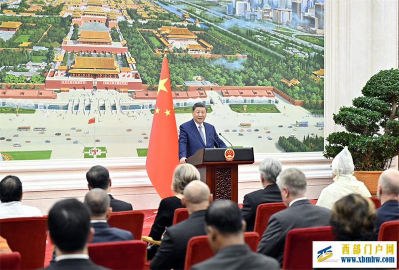 习近平接受外国新任驻华大使递交国书(图3) 习近平接受外国新任驻华大使递交国书(图3)