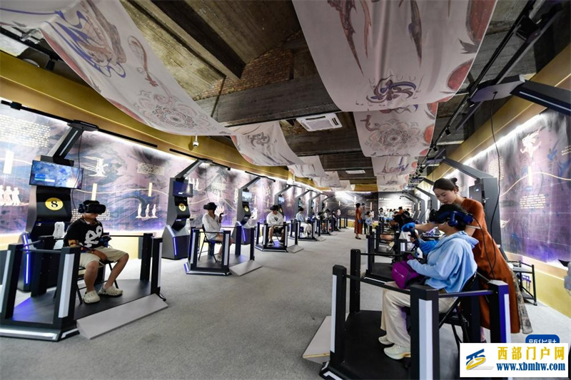 敦煌:镶嵌在沙漠里的绿宝石(图7) 敦煌:镶嵌在沙漠里的绿宝石(图7)